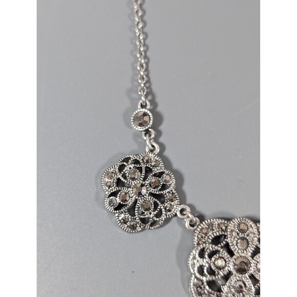 Liz Claiborne Gray Marcasite Square Retro Open Metal Work Statement Necklace 18" - Picture 6 of 8